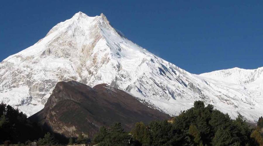 Manalsu Circuit Trek 